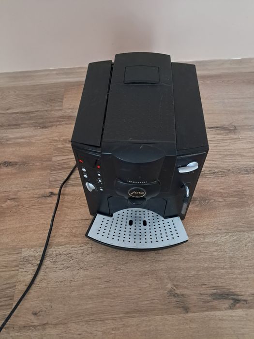 Ekspres do kawy Jura Impressa E40 uszkodzony