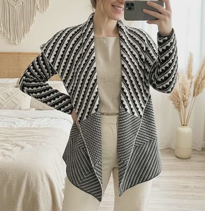 Reserved sweter luźny czarno biały gruby duży s 36