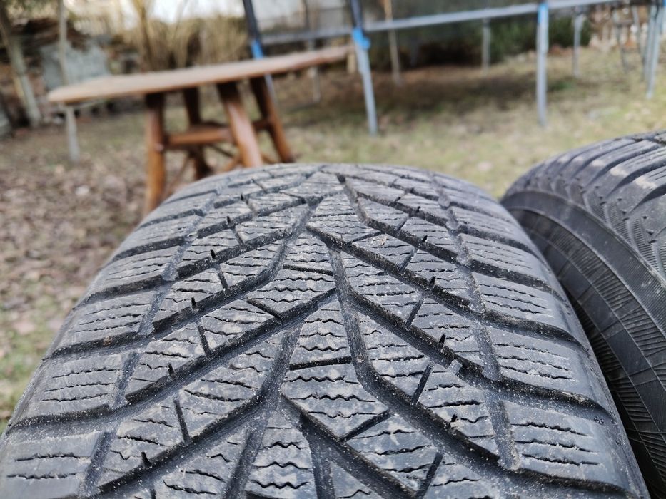 Opony Yokohama 225/70 15 cali 4 sztuki