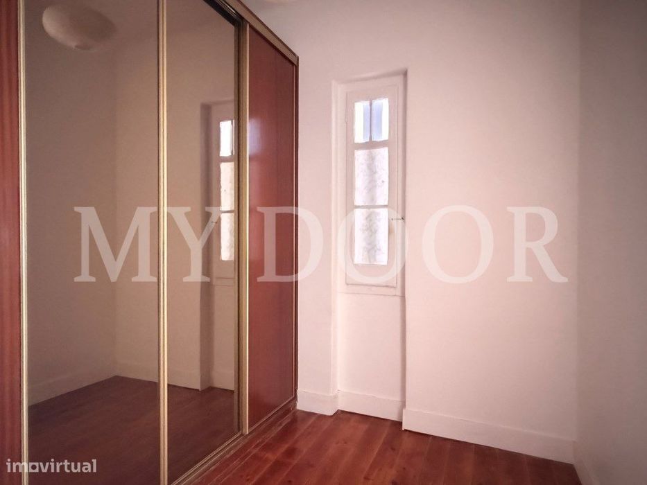 Apartamento T1 em Moscavide - Muita luz solar - Central