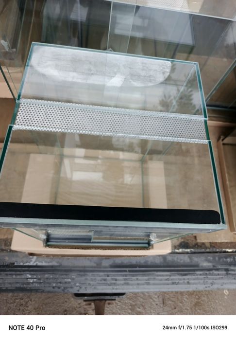 Terrarium pionowe 100% nowe
