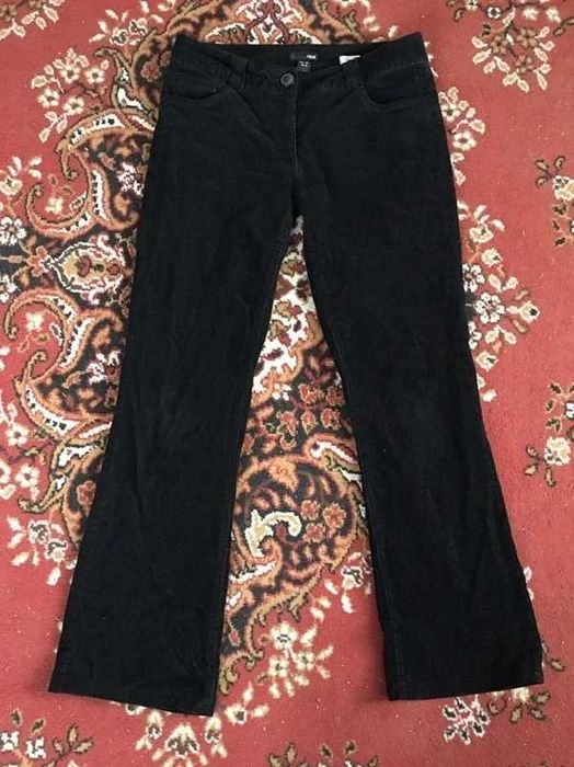 czarne sztruksy spodnie sztruksowe