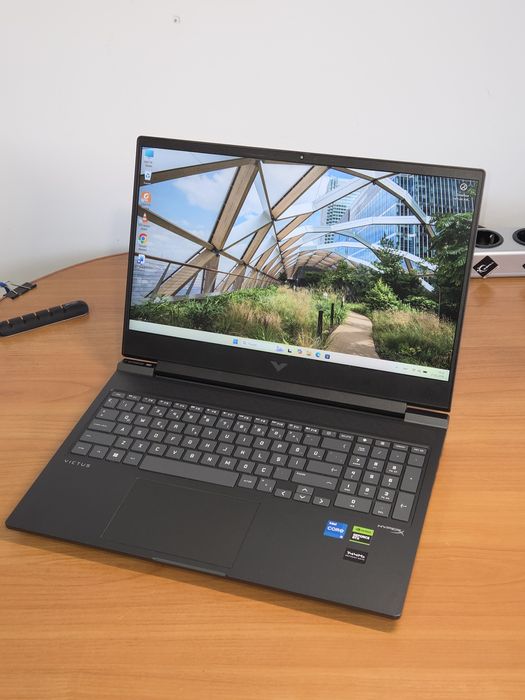 Ігровий ноутбук HP Victus 16-r1058nt| i5-14500HX| RTX 4050| DDR5|144Hz