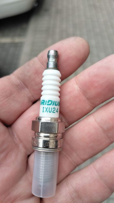 DENSO IXU24 Iridium Power 0,4 mm – 4x nowe świece zapłonowe