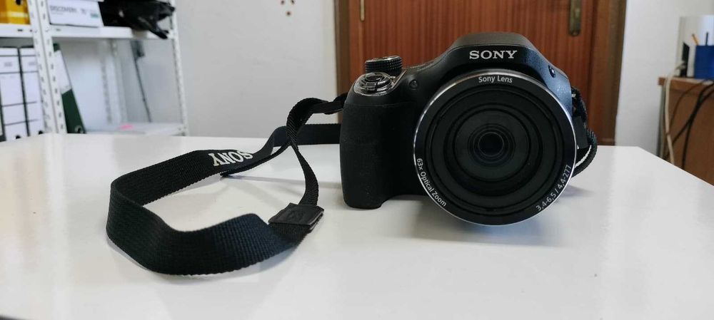 Sony Cybershot DSC-H400