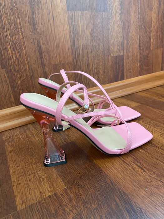 Босоніжки/босоножки 40-41 р