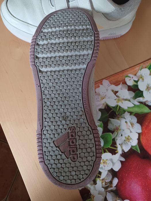 Buty adidas 40 roz. na rzepy