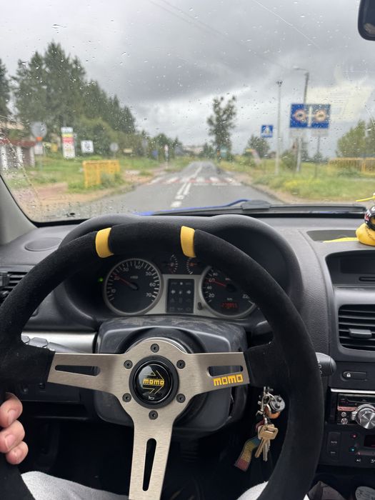 Renault Clio 2 1.4 16v 3D