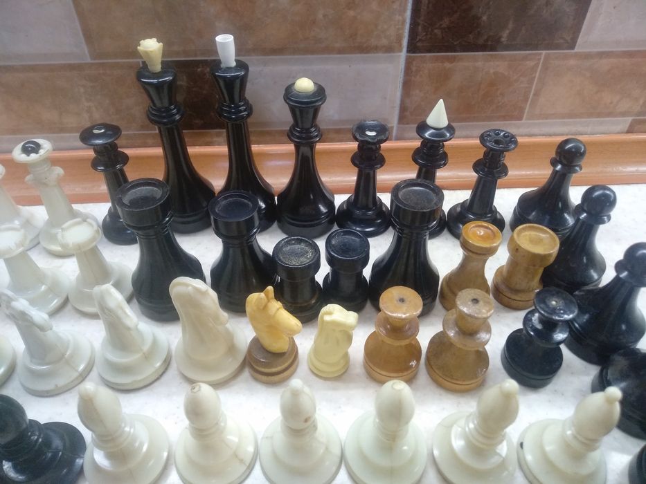 Поштучно Фигуры шахматные.