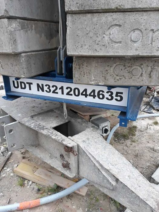 Żuraw Samomontujący Condecta euro kran 2610/29 + podwozie 1993r.