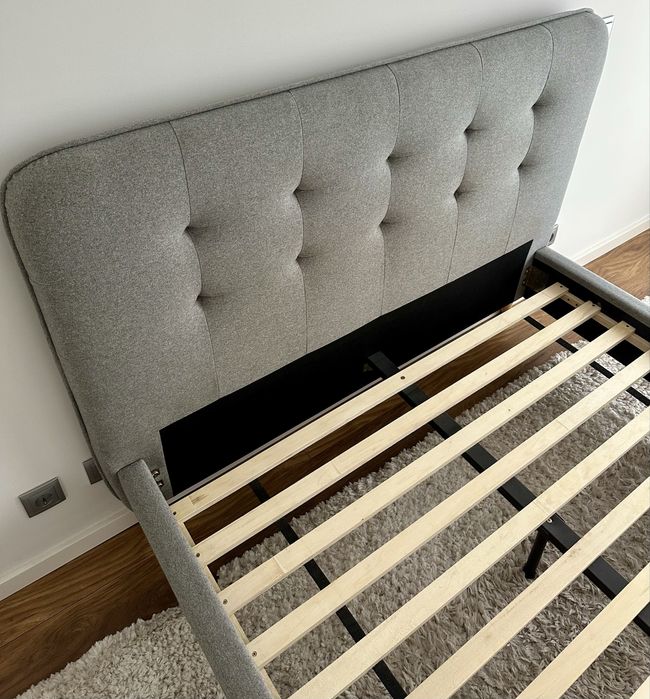 Cama de casal com colchão