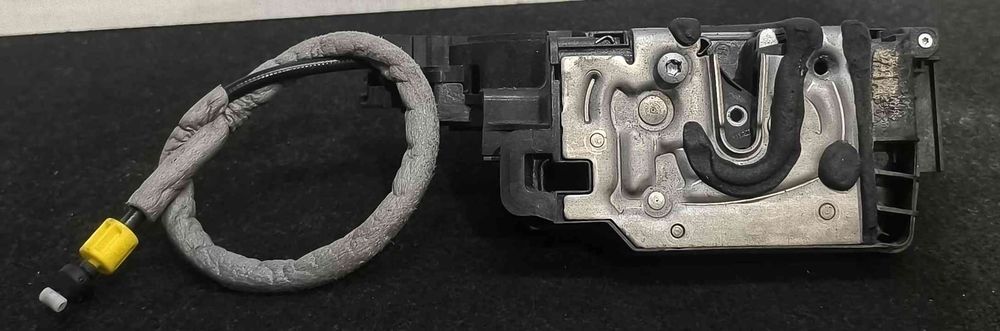 Fechadura / Fecho Porta Esquerdo A2220063999 - MERCEDES-BENZ C-CLASS