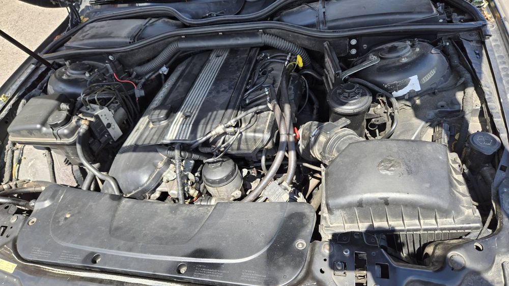 продам своє авто BMW 730i e65