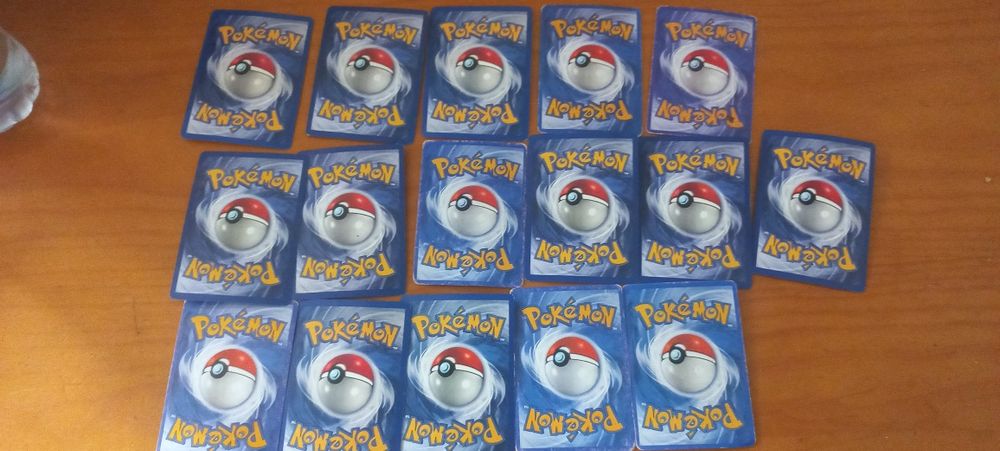 Vendo cartas do pokemon