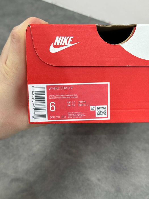Damskie buty Nike sportswear cortez biało burgundowe DN 1791