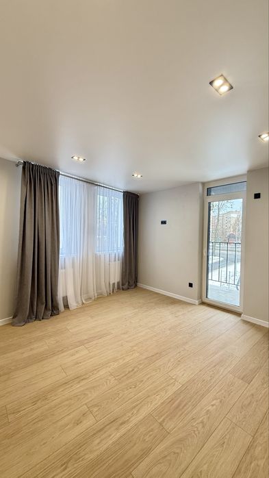 Двокімнатна квартира з ремонтом в новобудові