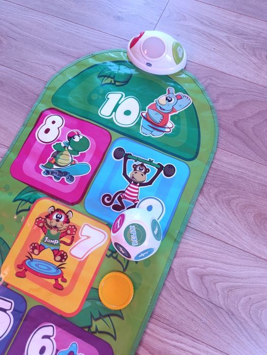 Chicco mata do gry w klasy