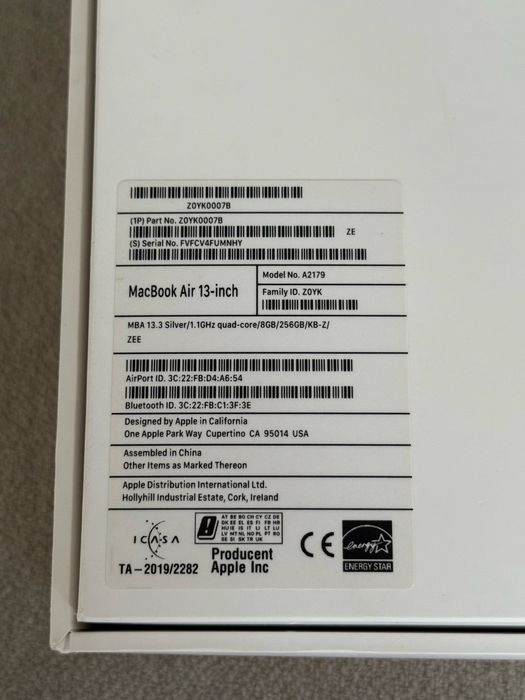 MacBook Air 13” A2179 (2020) Intel i5 1.1 GHz 8 GB RAM 256 GB SSD srebrny