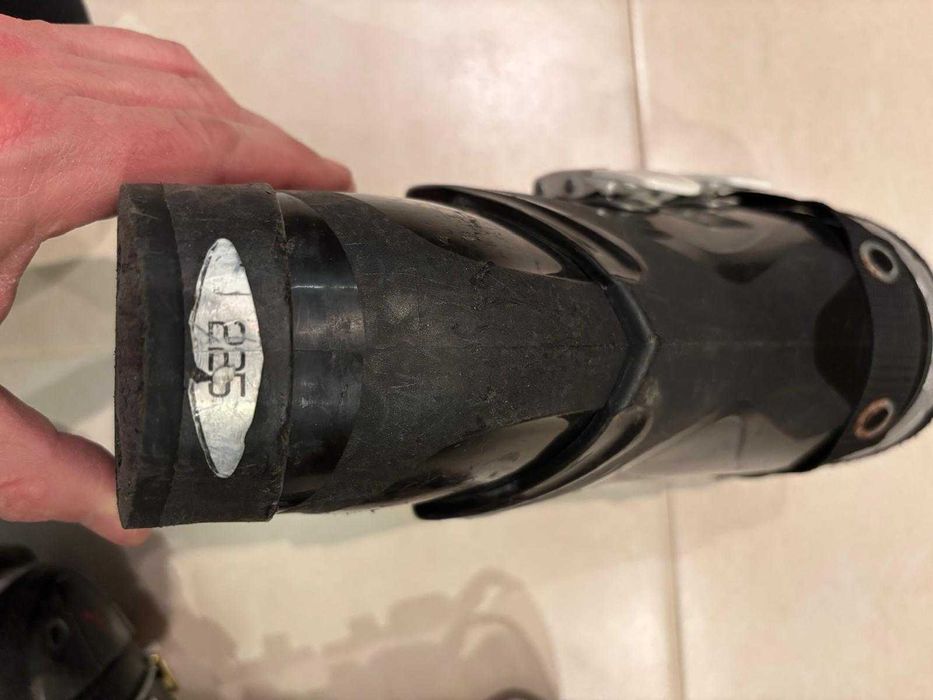 Buty narciarskie Atomic 22,5cm (35 - 35,5)