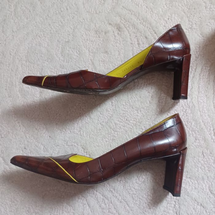 Buty DKNY pełnoskórzane 8,5/38,5