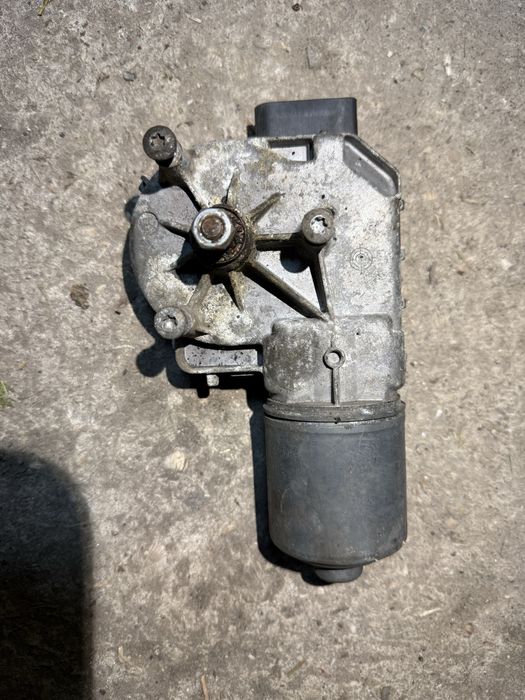 Мотор стеклоочистителя Volkswagen Touareg