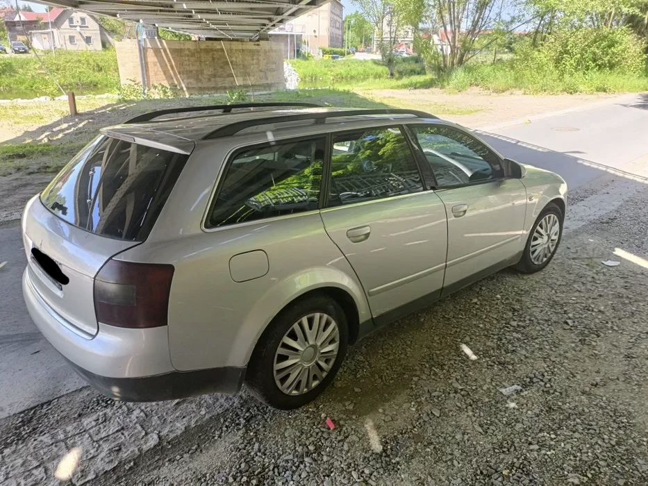 Audi А4B6  2.5D Для військових