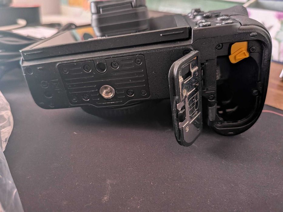 Nikon Z6 – Excelente estado – Apenas 1.916 disparos – Com caixa