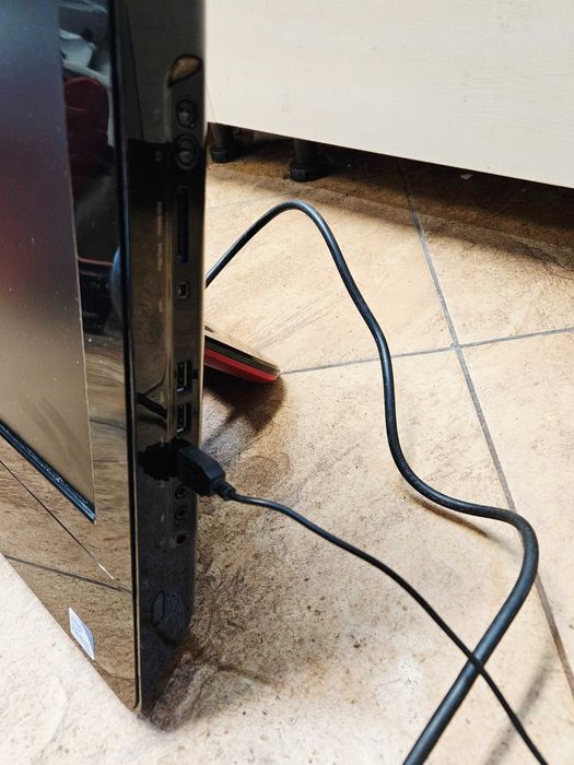 Dell Vostro 320 AIO 20” Pentium E5400 2GB 320GB