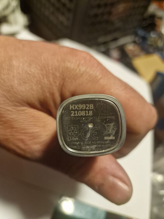 Szczoteczka soniczna philips Hx992B