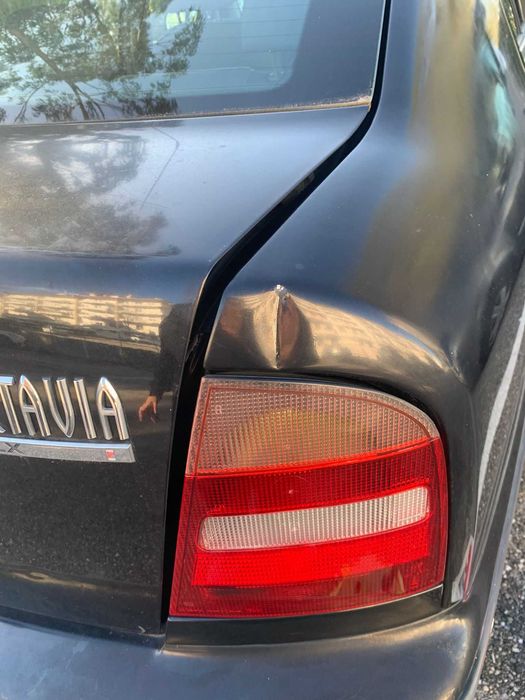 Skoda Octavia do ano 2000, caixa automática.