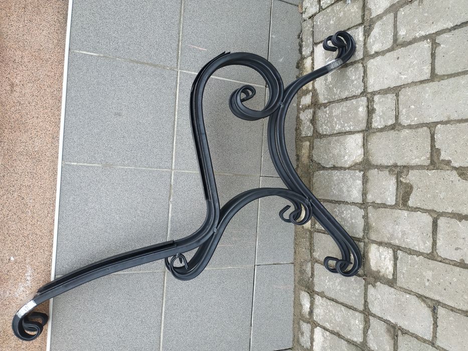 Лавка , стол , качеля , кованка , качалка , возможен опт