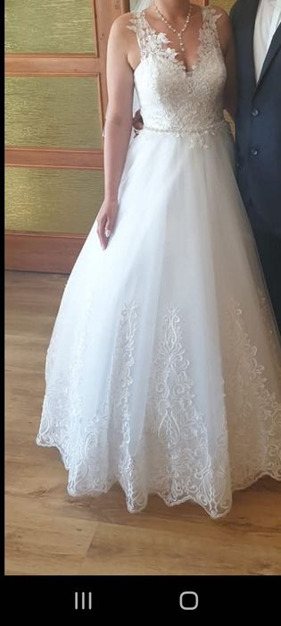 Śliczna Suknia ślubna