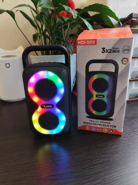 Музичні портативні акустичні колонки