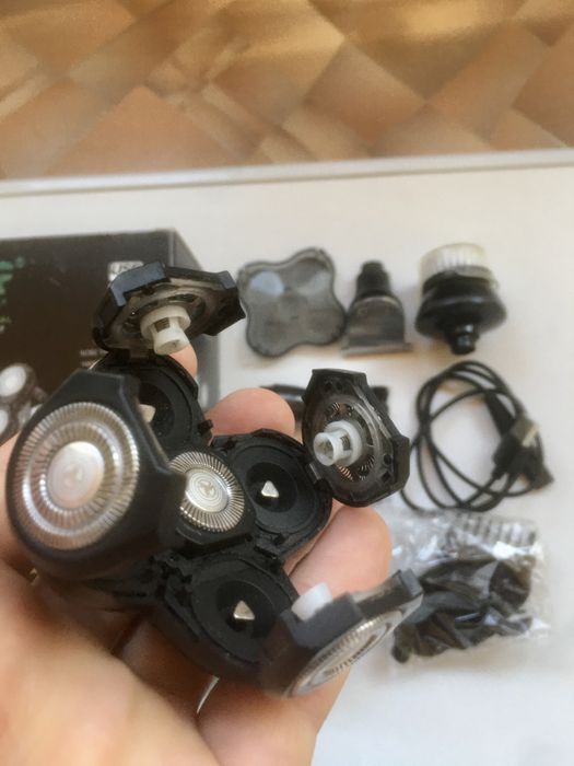 Бритва на аккумуляторі