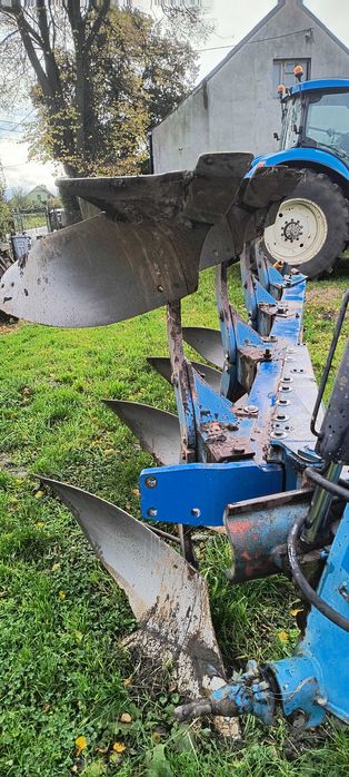 Pług 4 skibowy obrotowy Overum