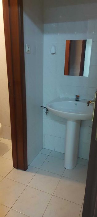 Loja 60m2 junto à Estação Ferroviária de Espinho