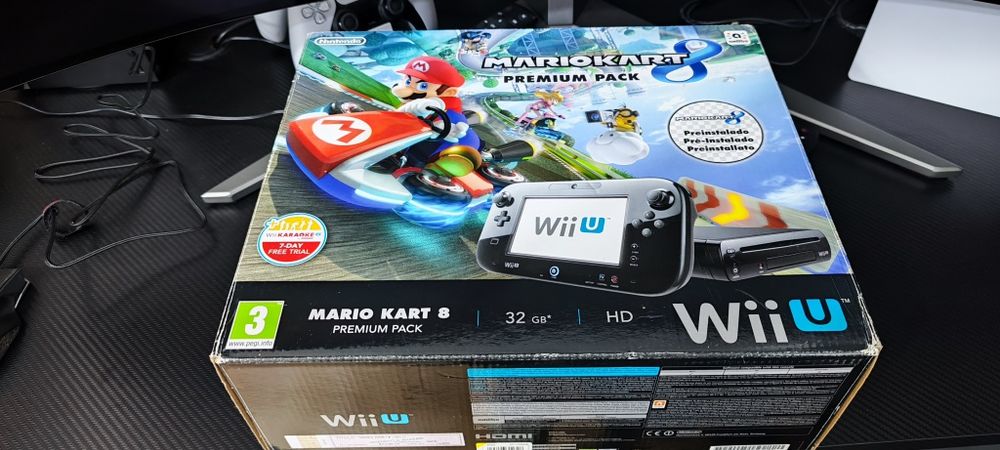 Nintendo Wii U +Mario Kart intalado(completa em caixa como nova)