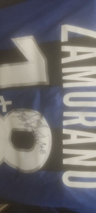 Футболка с автографом Заморано