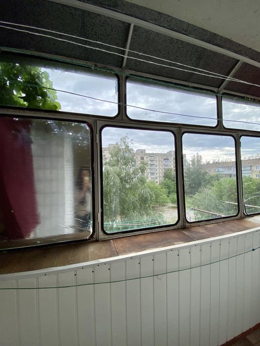 Продам 3х кімнатну квартиру «чешку» в м. Покров ,35й мікр-н