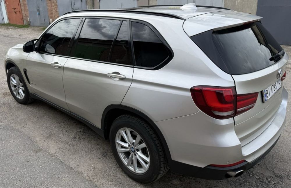 BMW X5 2015 года