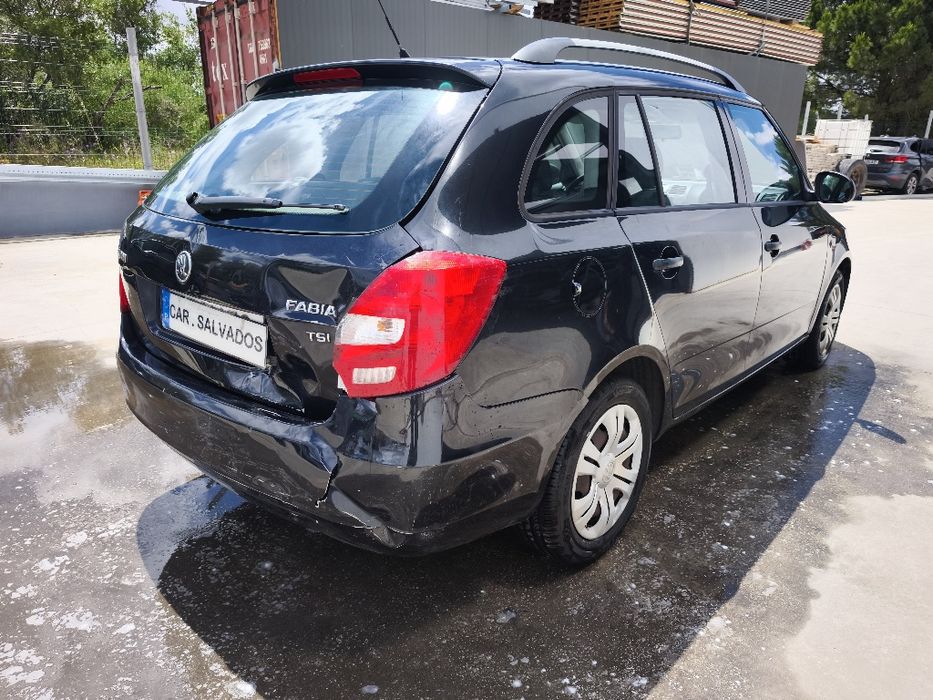 Skoda Fabia 1.2 gasolina