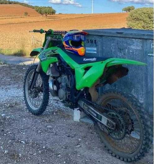 Kawasaki - KX250 - 2T- 28 Fevereiro 2000 - Matriculada