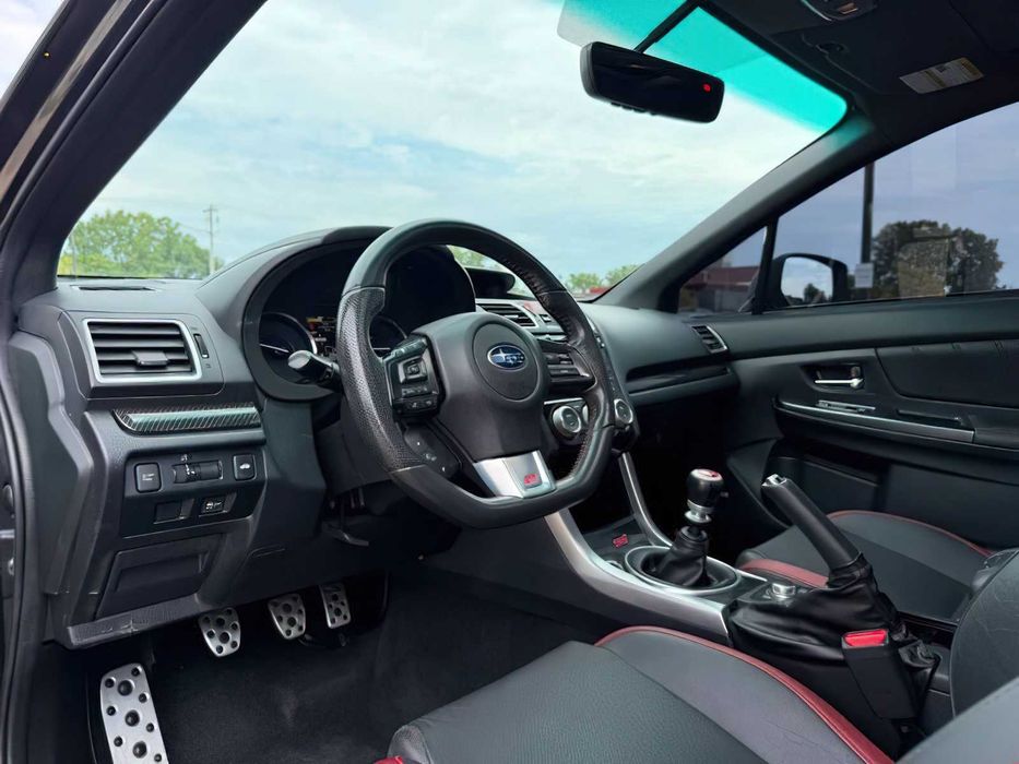 Subaru WRX STI Limited      2017