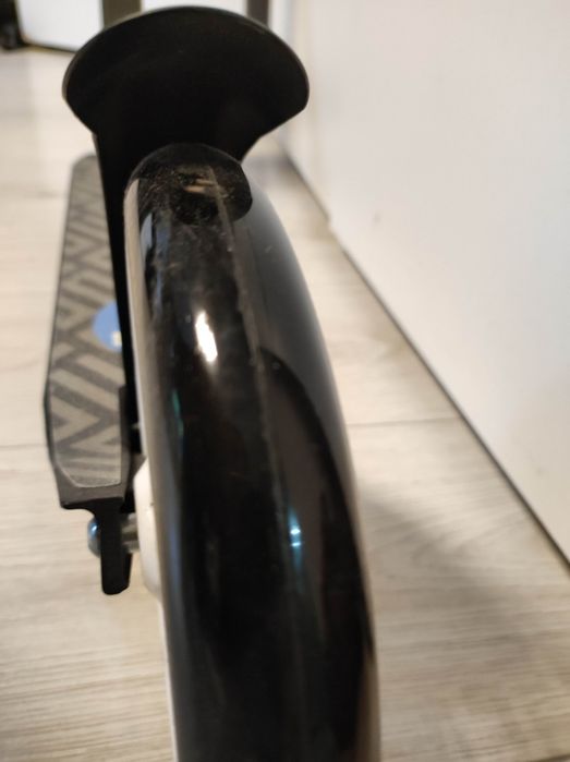 Hulajnoga nowa czarna