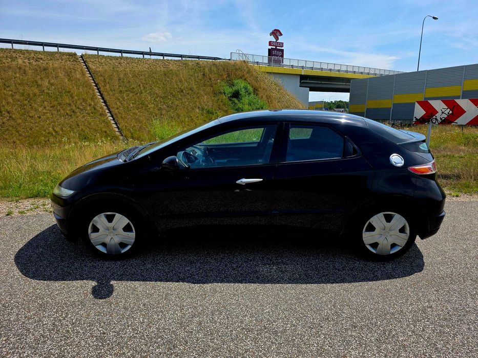 HONDA CIVIC 1.4 Tylko 131tkm klima hak 6 biegów SUPER STAN