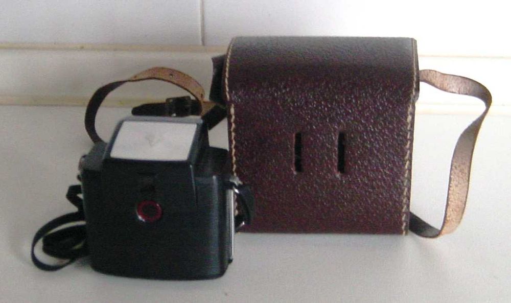 De Coleção:  KODAK 1957/62 mod. Brownie Starlet c/estojo original pele