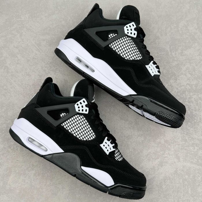 AJ4_Retro_White_Thunder 43