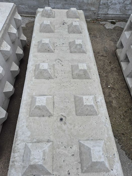 Sprzedam nowe bloki betonowe w czterech rozmiarach