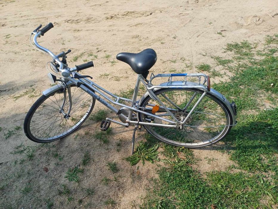 Sprzedam rower damkę 28