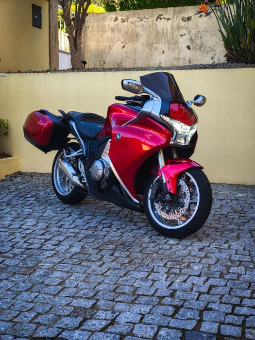 Honda vfr 1200 f